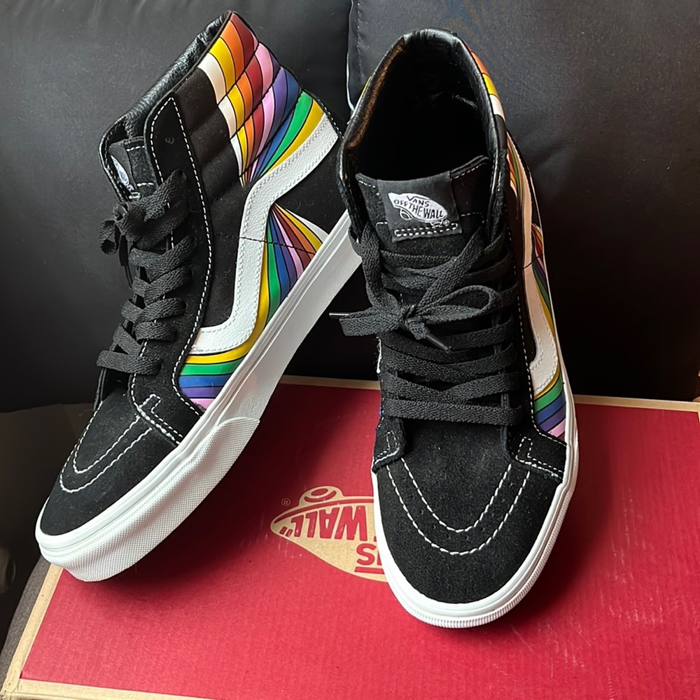 🌺Vans {Sk8-HI Reissue}🌺